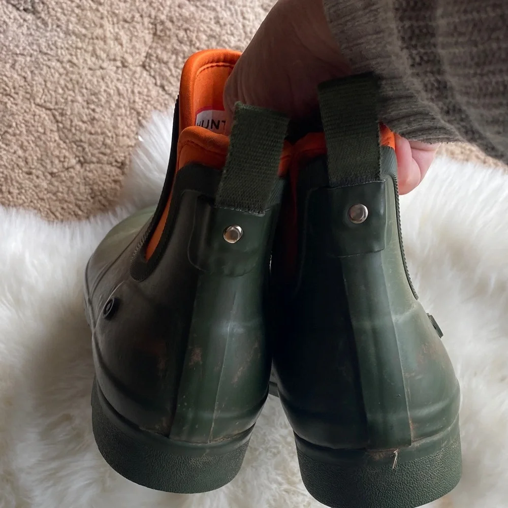 Hunter Women’s Olive and Orange Rain Boots - Picture 6 of 10